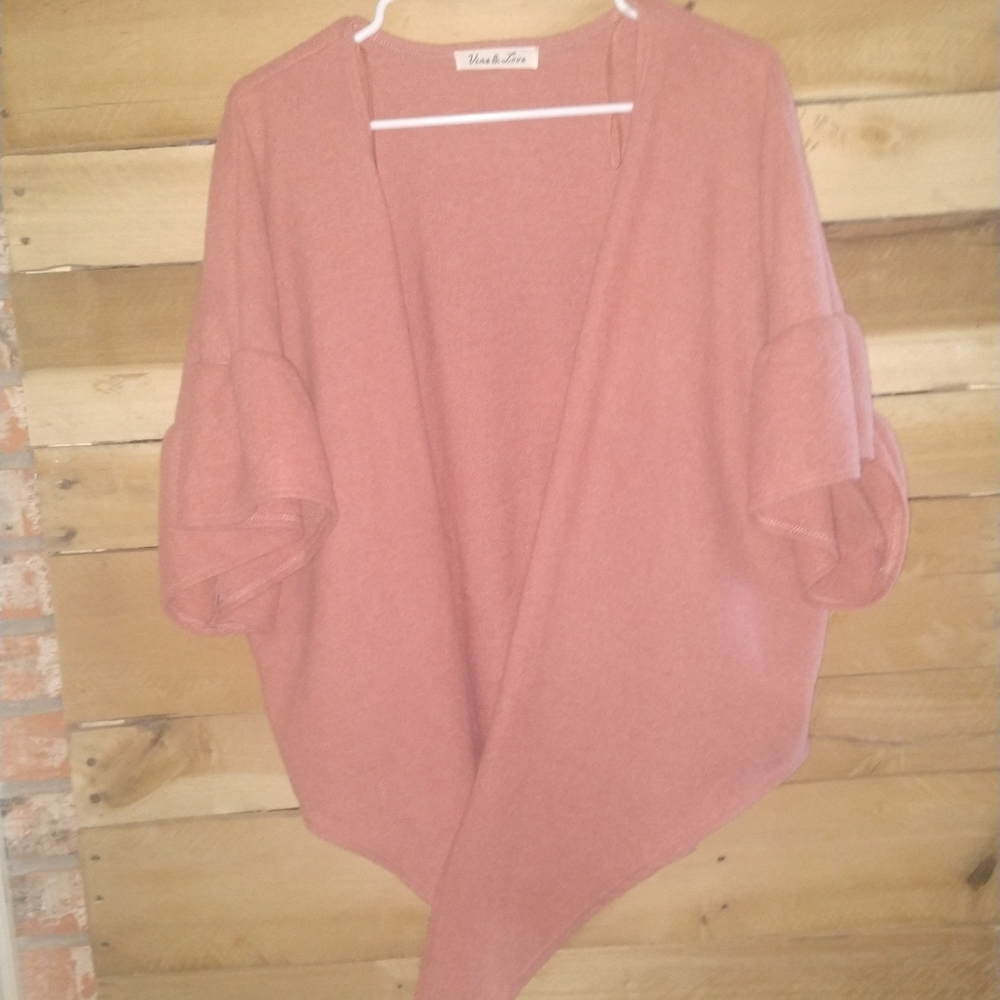 Ruffle sleeve cardigan nwot